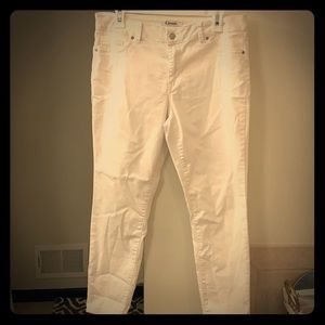 White crop d. Jeans